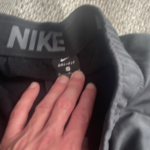 Nike dri fit jogger med - Picture 4 of 6